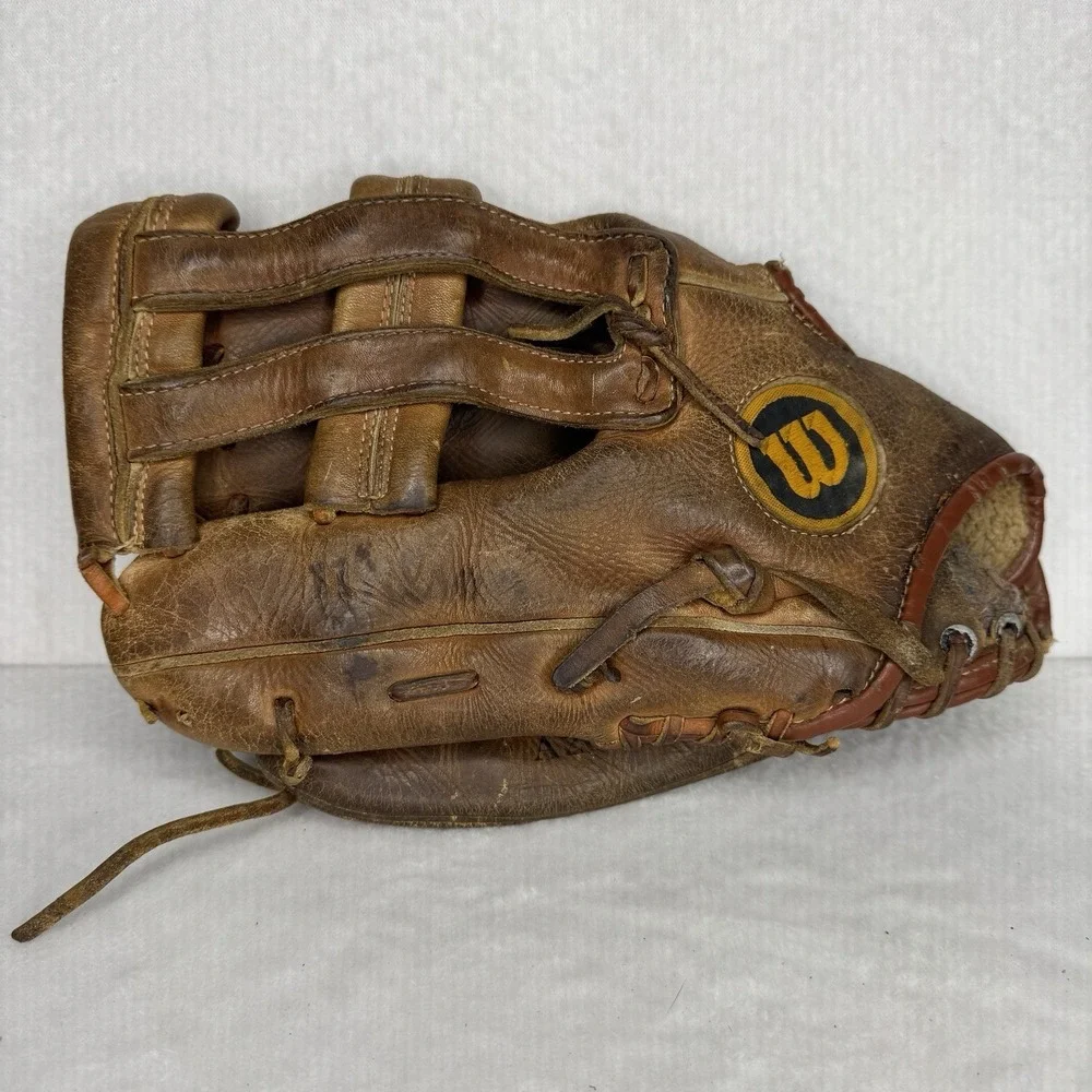 Wilson Fieldmaster A2603 Snap Action Right Thrower‎ Baseball Glove